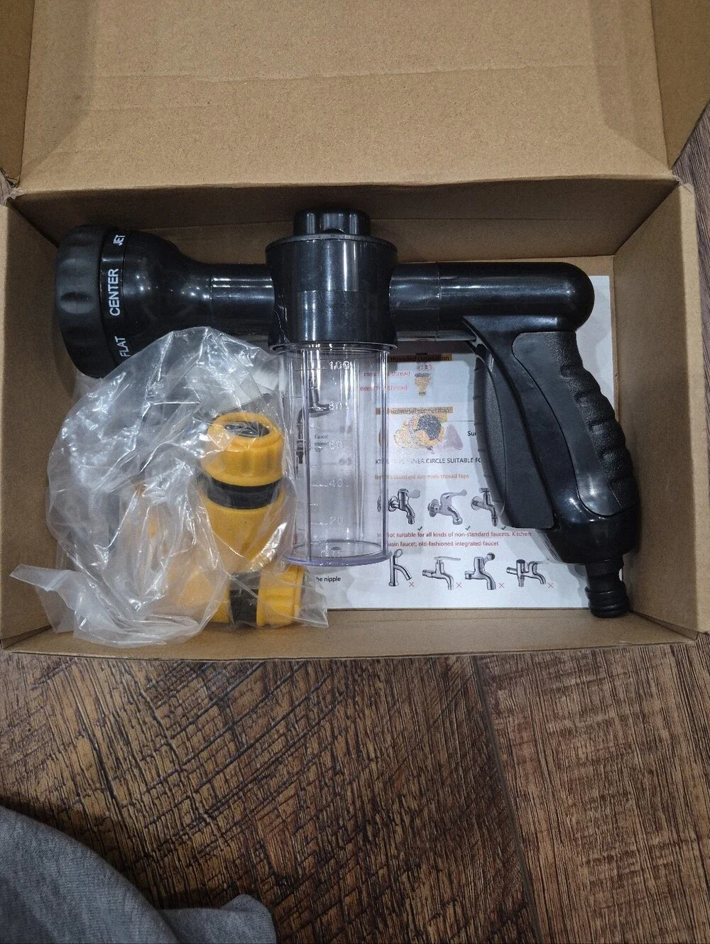 New Pet Wash Foam Sprayer With Accessories In Open Box